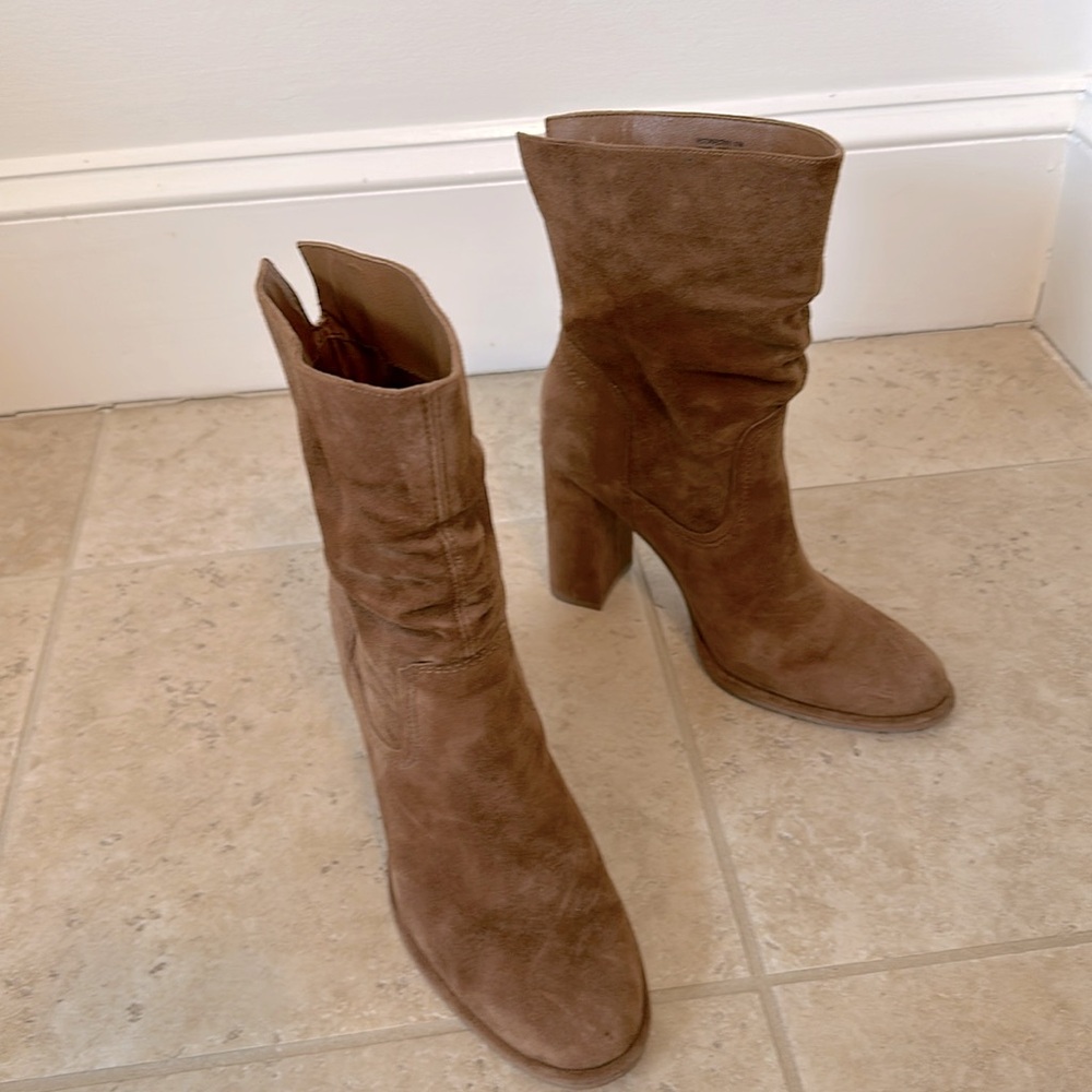 Steve Madden suede booties